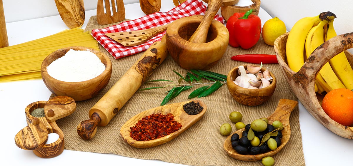 Ustensiles de cuisine en bois d olivier et accessoires de cuisine